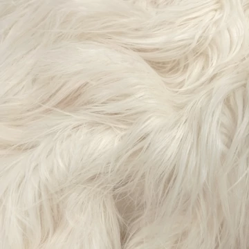 Műszőrme - Törtfehér színű hosszú szálú Műszőrme - Törtfehér színű hosszú szálú