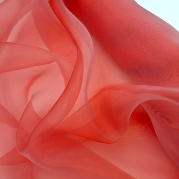 Organza – Piros színben