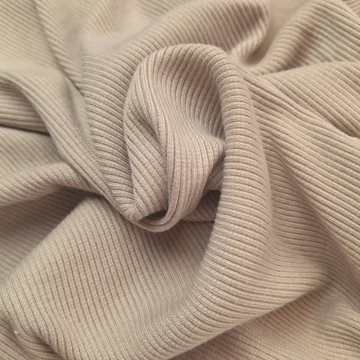 Passzé - Körkötött, beige színben (4)