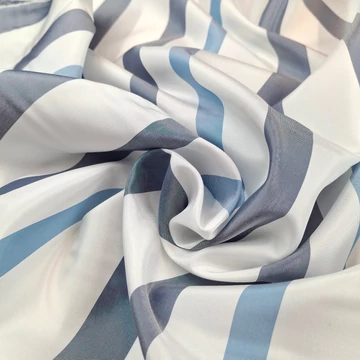 Viszkóz bélésselyem – Csíkos mintával