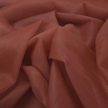 Lágy tüll – Mahagóni színben, extra széles