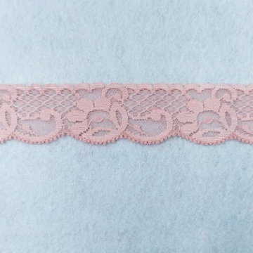 Csipke szalag – Mályva színben, virág mintával, 35mm