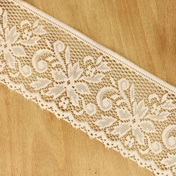 Csipke szalag – Vajszínű műszál csipke nagy virág mintával, 9,5cm