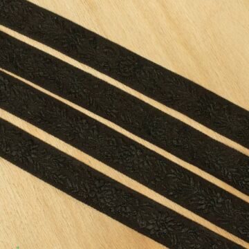 Hímzett szalag – Matyó mintával, fekete színben, 2cm