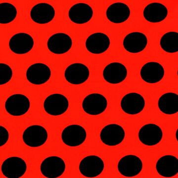 Piké – Piros alapon fekete pöttyös mintával