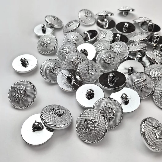 Műanyag gomb, SILVER  – Ékszergomb/címeres gomb ezüst színben, 40" (8105)