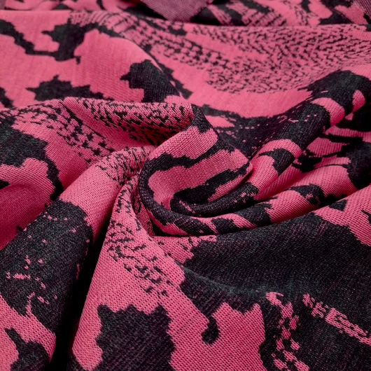 Kötött anyag  – Pink-fekete, gyapjú