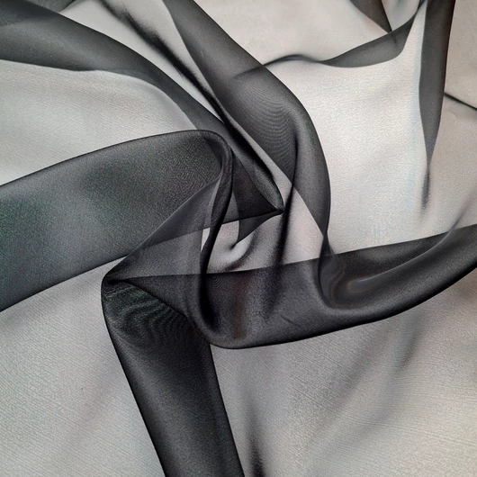 Organza – Fekete színben