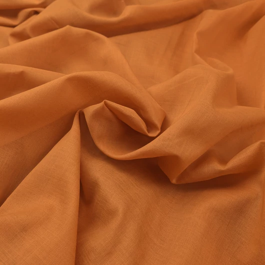 Batiszt - Karamellbarna színben