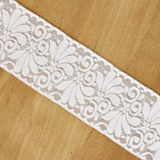 Csipke szalag – Elasztikus csipke fehér színben, legyező mintával, 7cm
