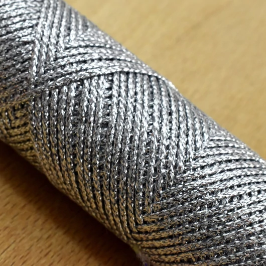 Fémszálas zsinór – Lurex borítással, ezüst színben, 1,3mm