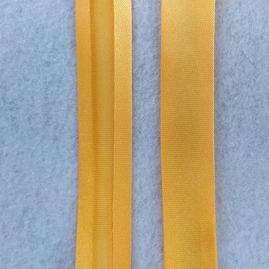 Ferdepánt - Szatén, 20mm, napsárga (6354)