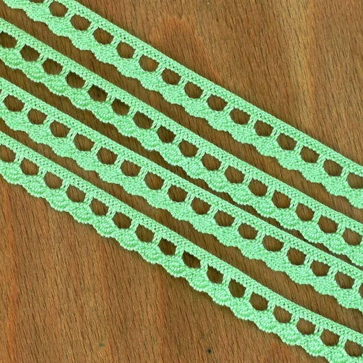 Csipke szalag – Almazöld pamut csipke, 1cm
