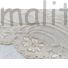 Kép 3/4 - Csipke szalag – Világos bézsszínben, indázó virág mintával, 10cm