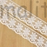 Kép 1/3 - Csipke szalag – Fehér műszál csipke hatszirmú virág mintával, 5cm