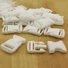 Kép 1/3 - Műanyag tuck csat – Fehér színben, 30mm