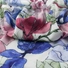 Kép 1/4 - Selyem – Super soft mályva és kék nagy virágos mintával
