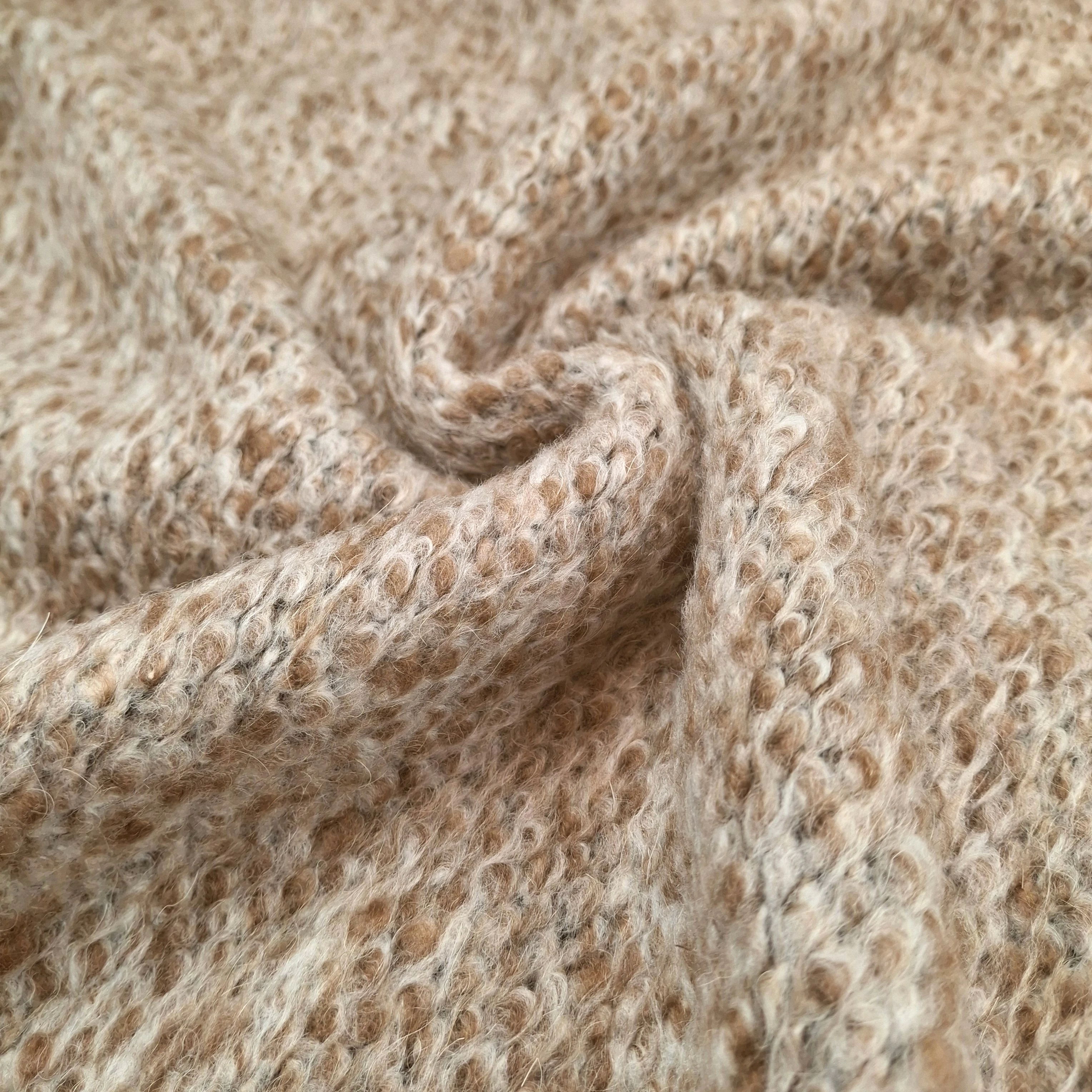 Kötött kelme - Barnás-bézs melange színben, gyapjú