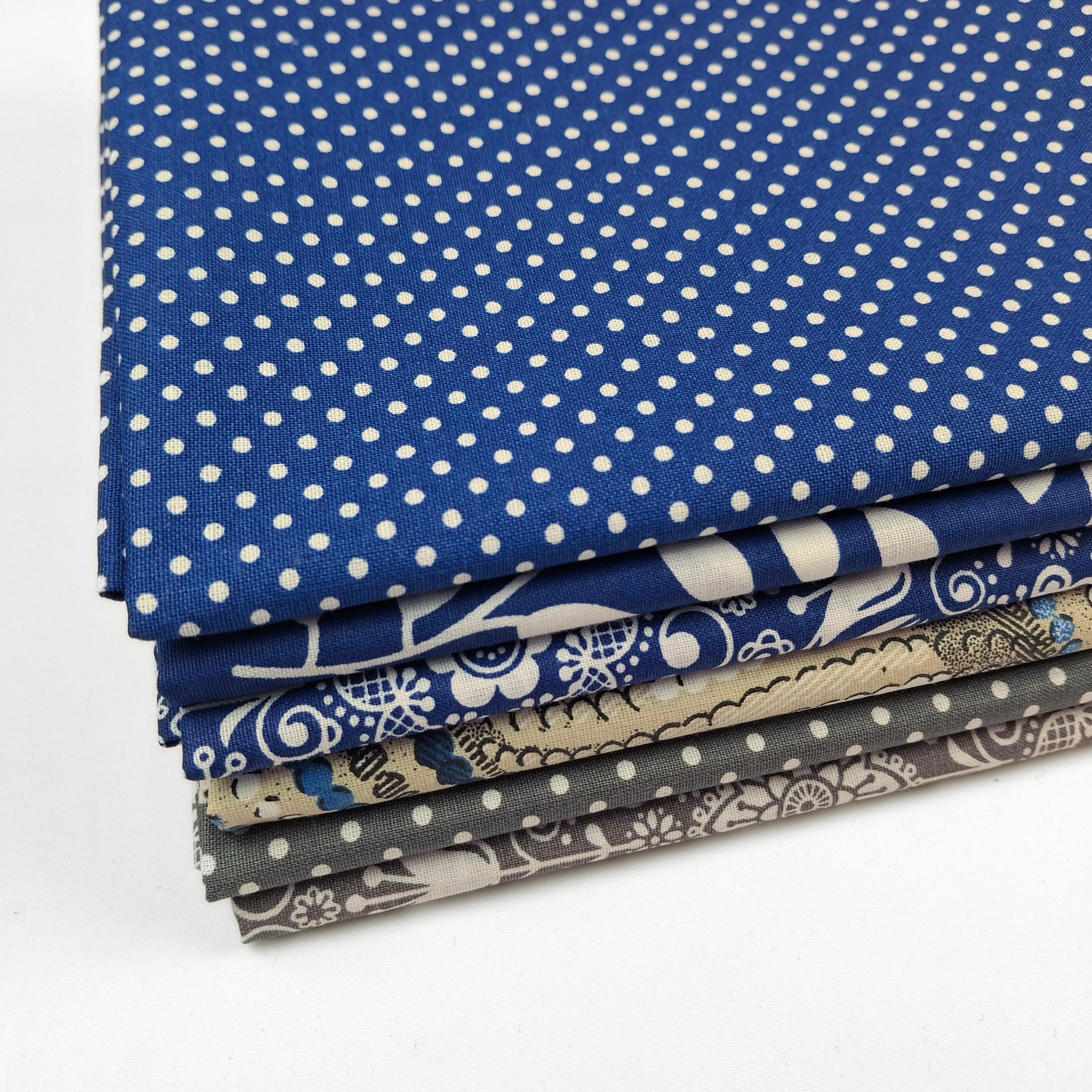 Patchwork pamutvászon csomag - Szürkéskék színben, 6 db