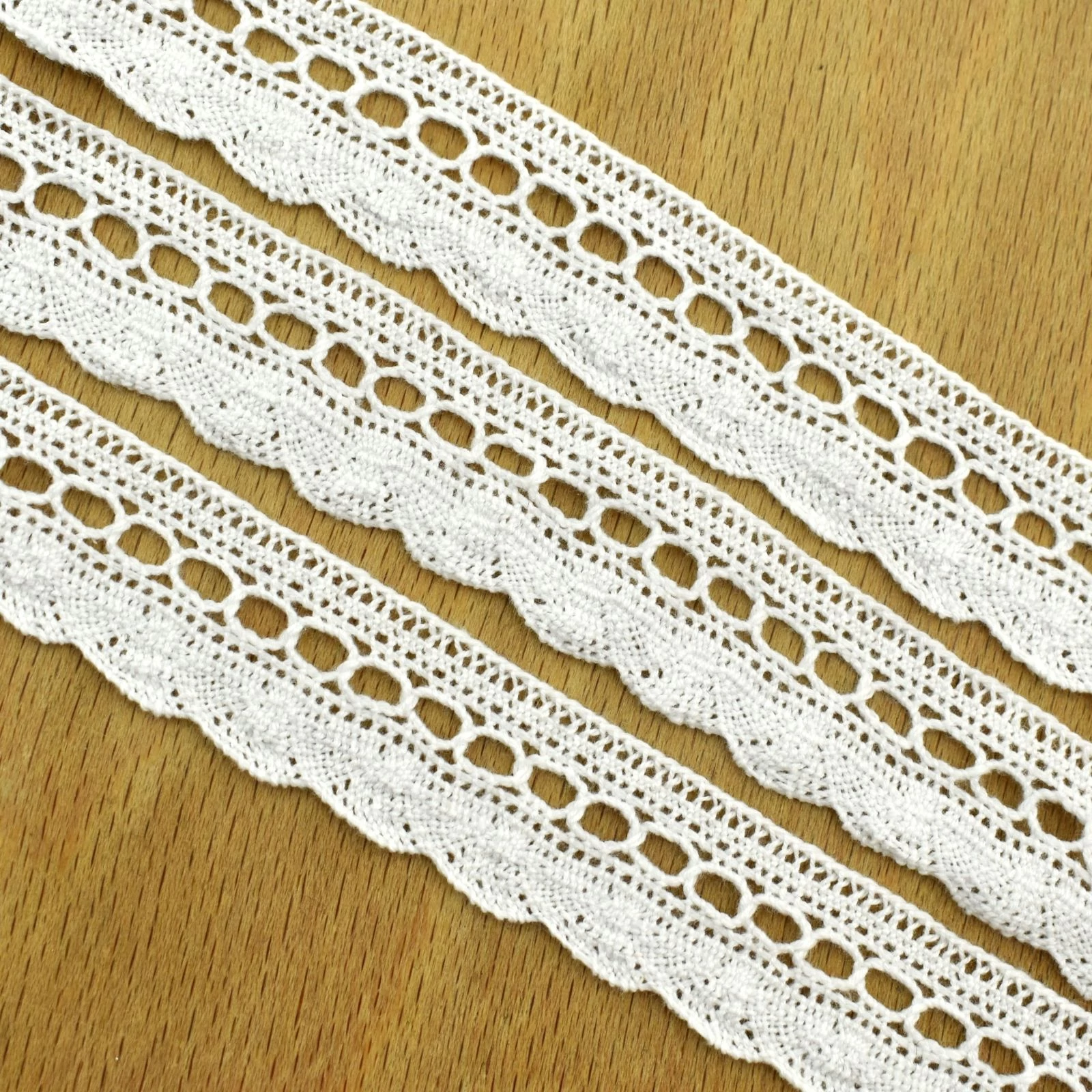 Csipke szalag – Fehér színű pamut csipke(1255), 2,2cm