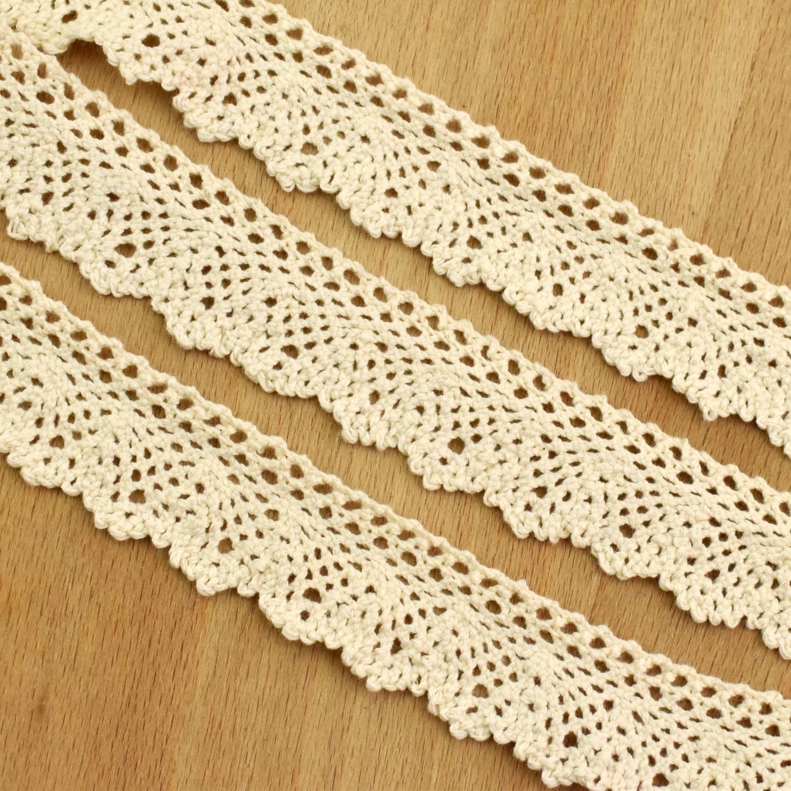 Csipke szalag – Vajszínű pamut csipke(2232), 2,5cm