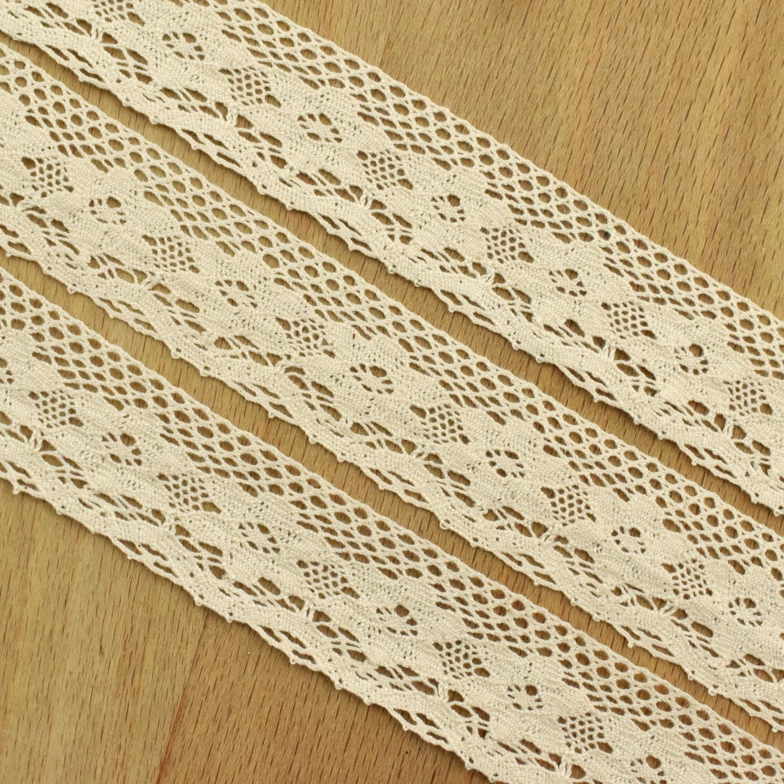 Csipke szalag – Vajszínű pamut csipke, 3cm
