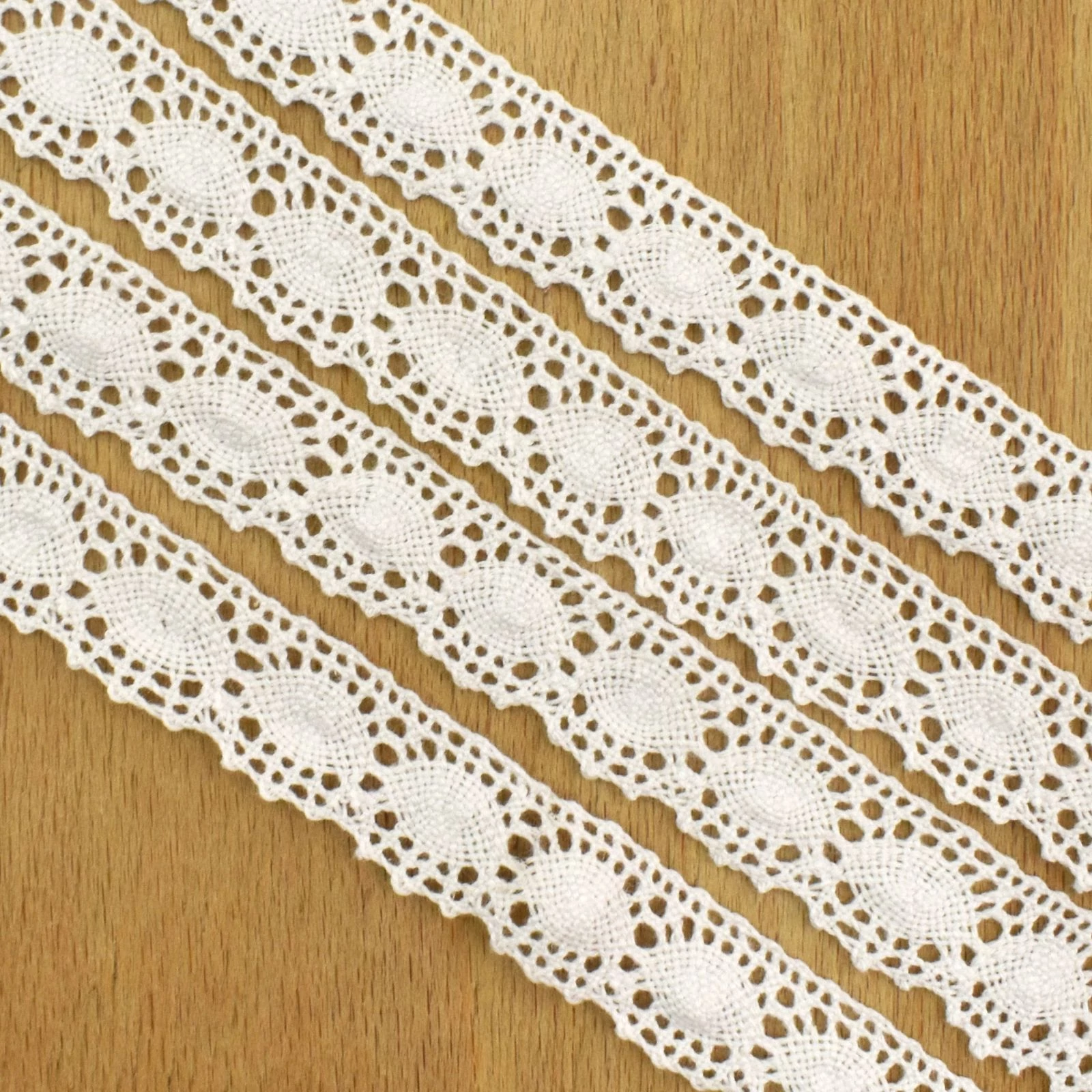 Csipke szalag – Fehér pamut csipke, 1,8cm (1179)