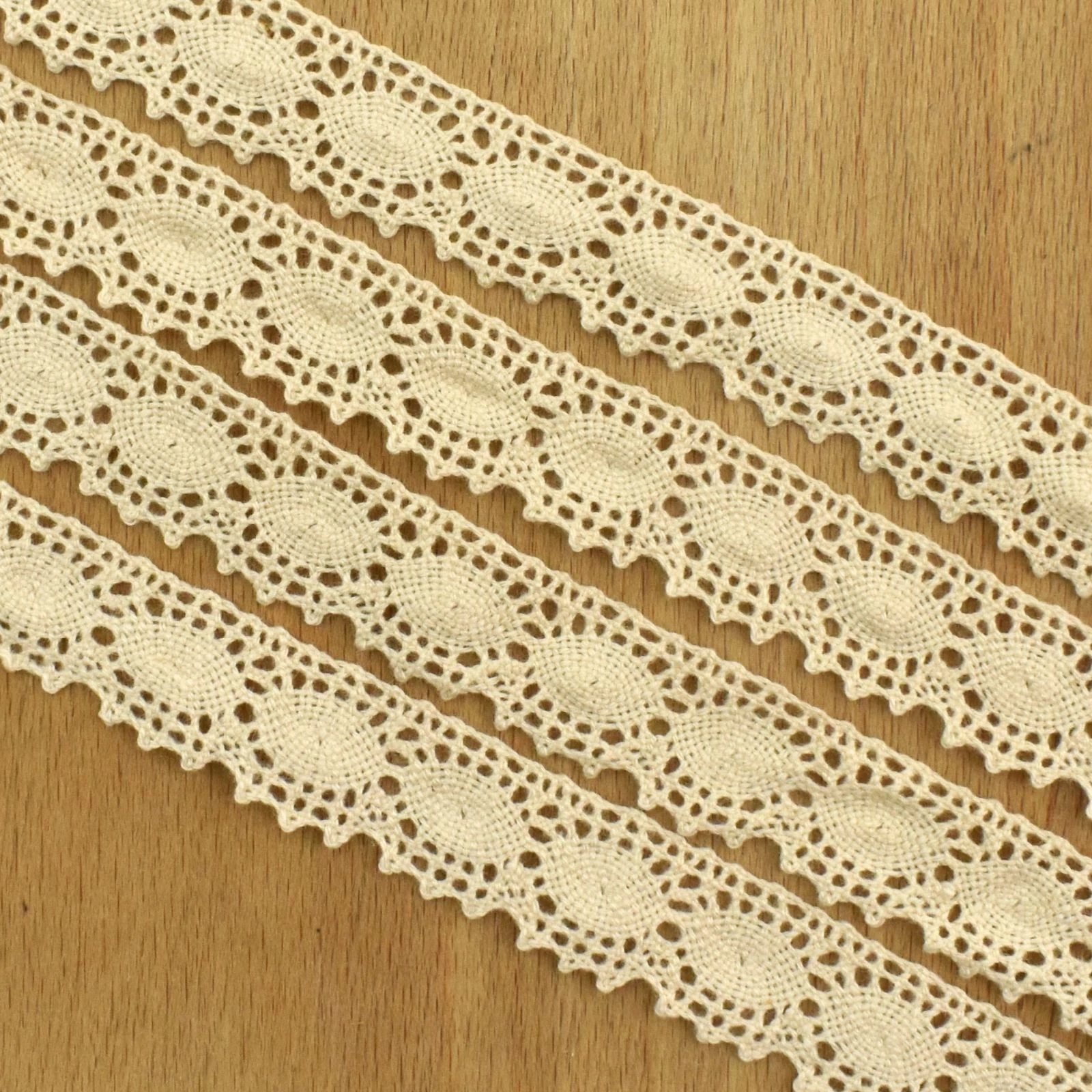 Csipke szalag – Vajszínű pamut(1179) csipke, 1,8cm