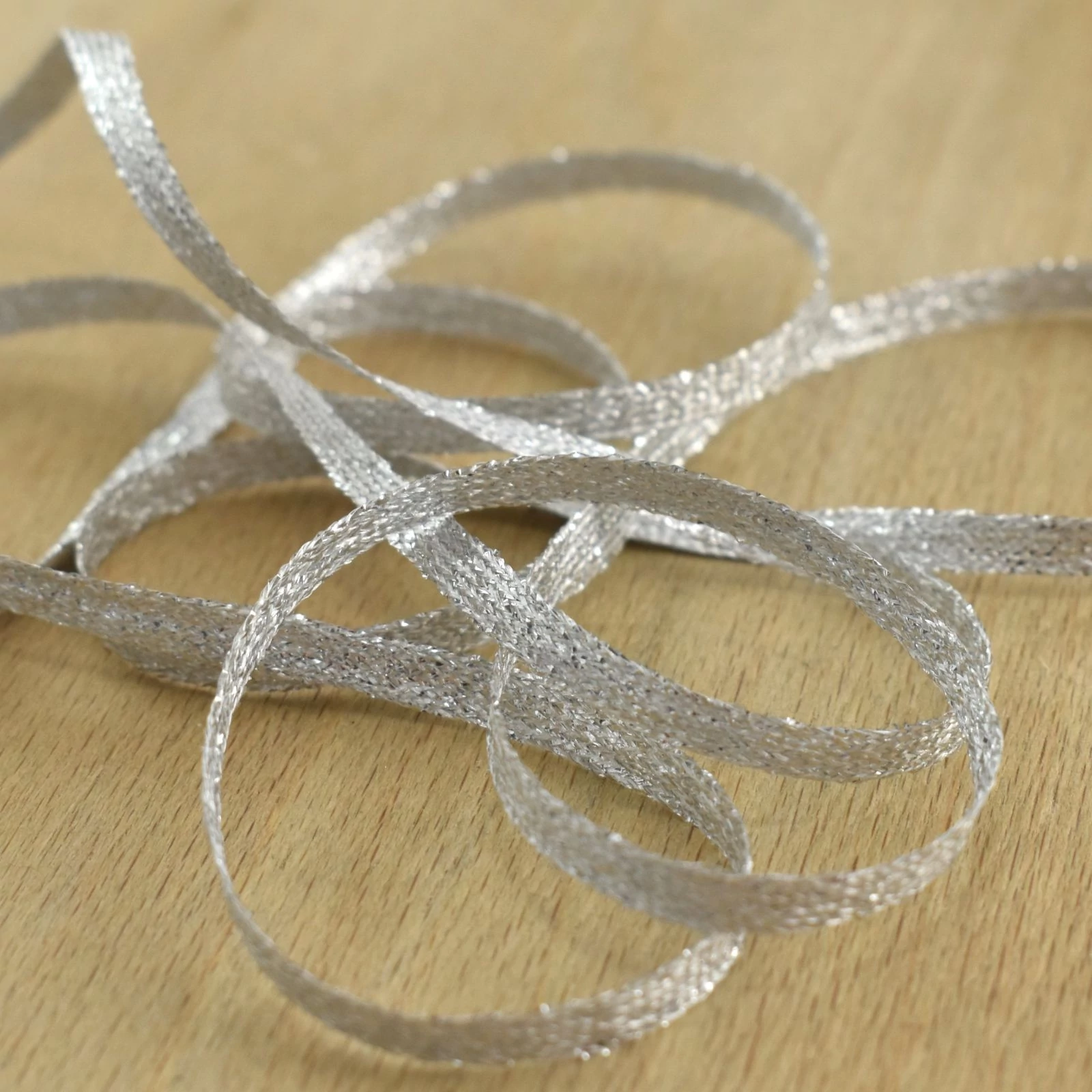 Lurex szalag– Ezüst színben, 6mm